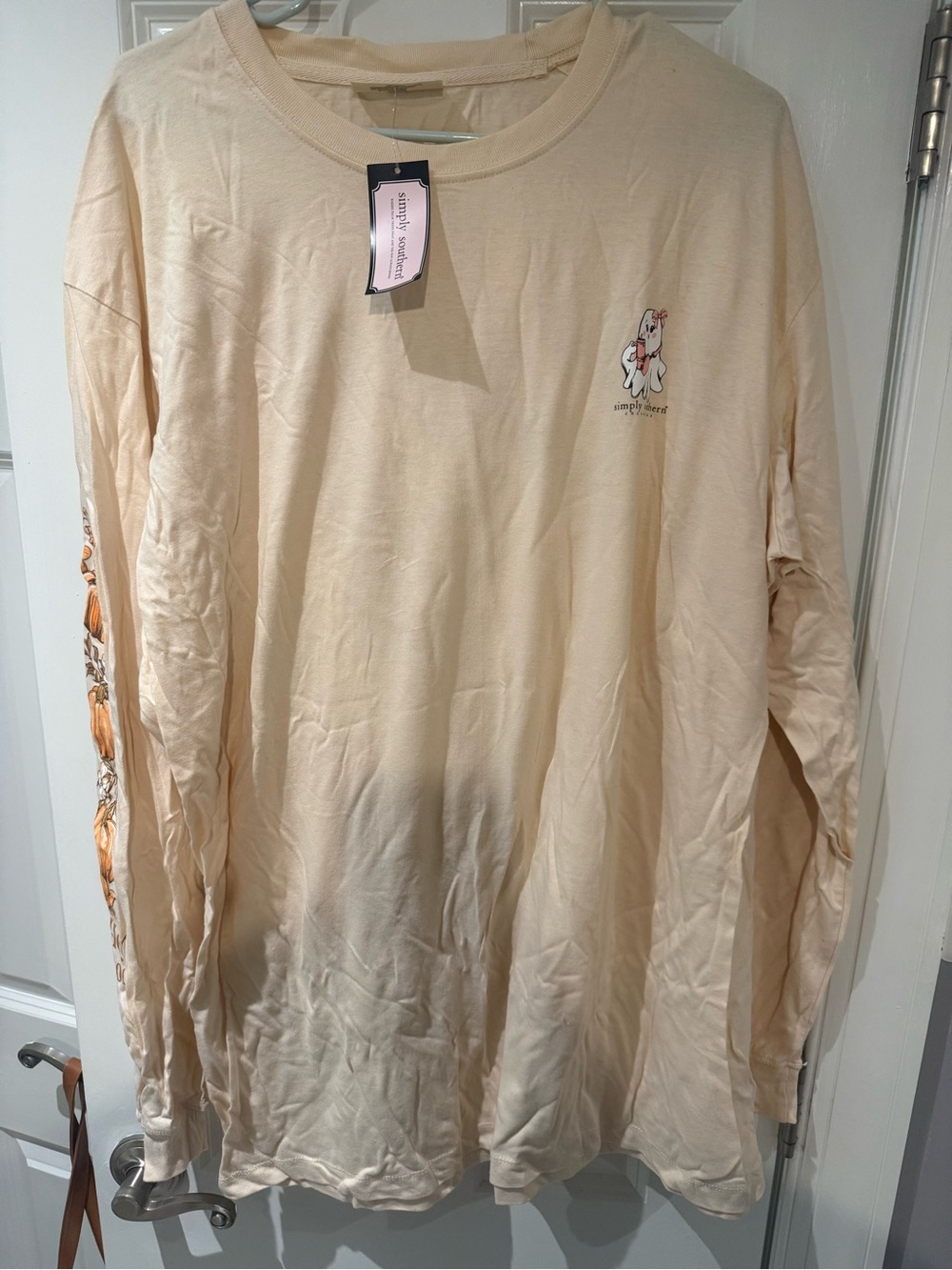 NWT- Simply southern “hey boo” ghost fall Long-Sleeve Cream Graphic Womens  Shir